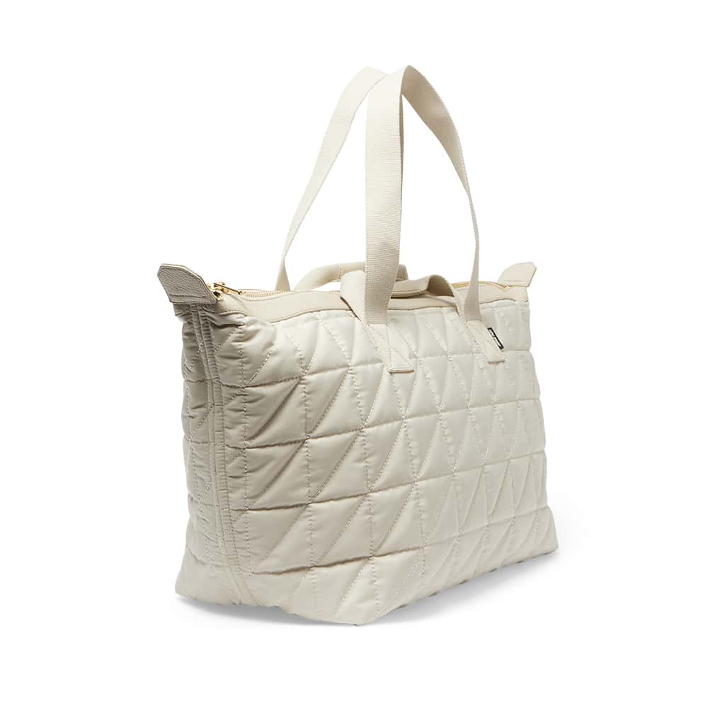 Gia Overnight Bag in Off White