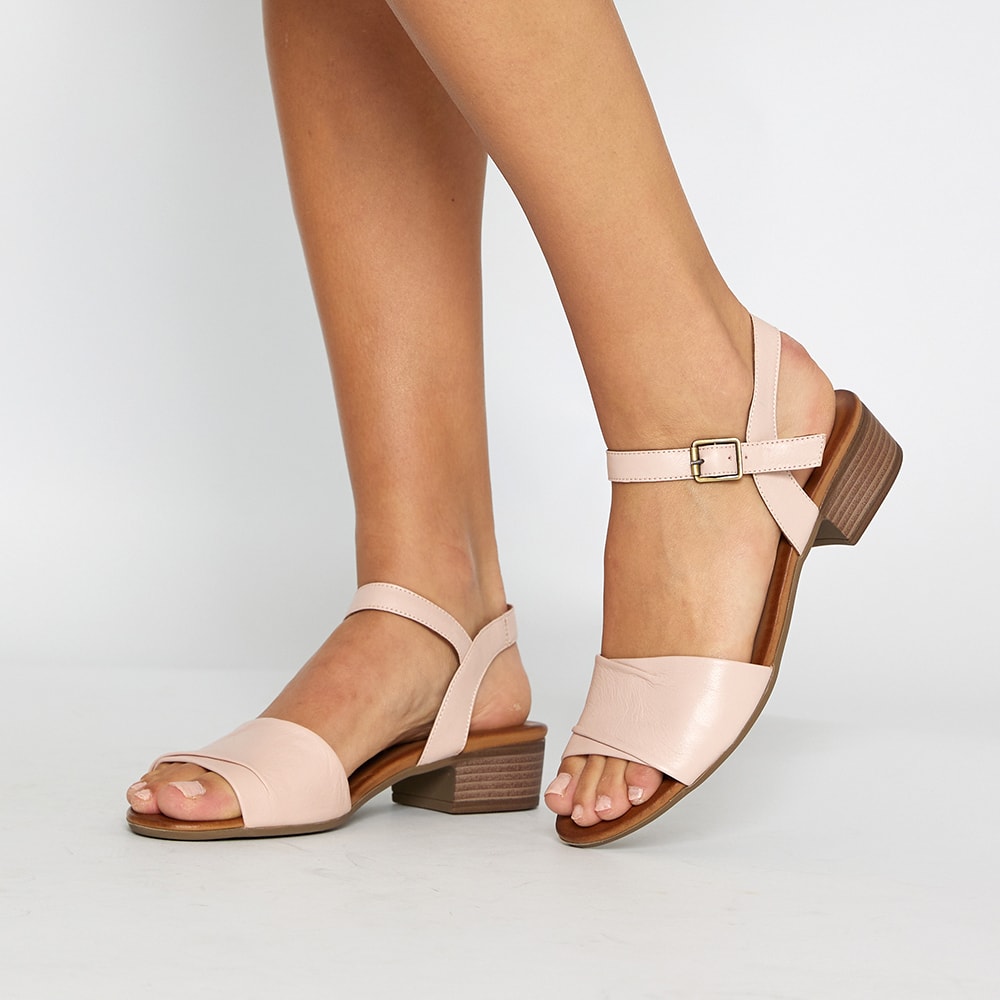 Maisy Heel in Blush Leather Easy Steps Shoe HQ