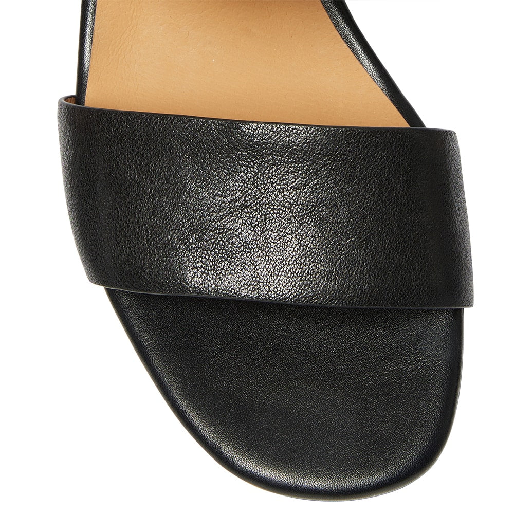 Plato Heel in Black Leather