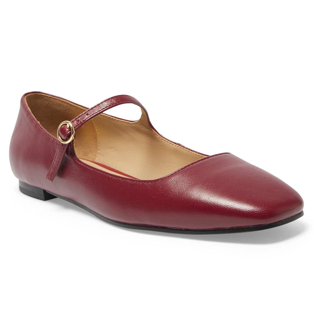 Tottie Flat in Wine Glove Leather