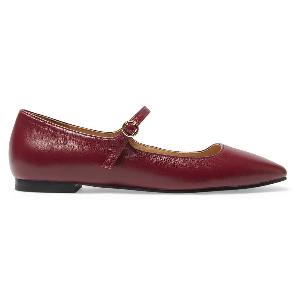 Tottie Flat in Wine Glove Leather