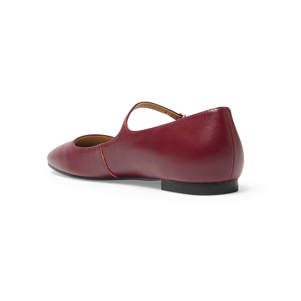 Tottie Flat in Wine Glove Leather