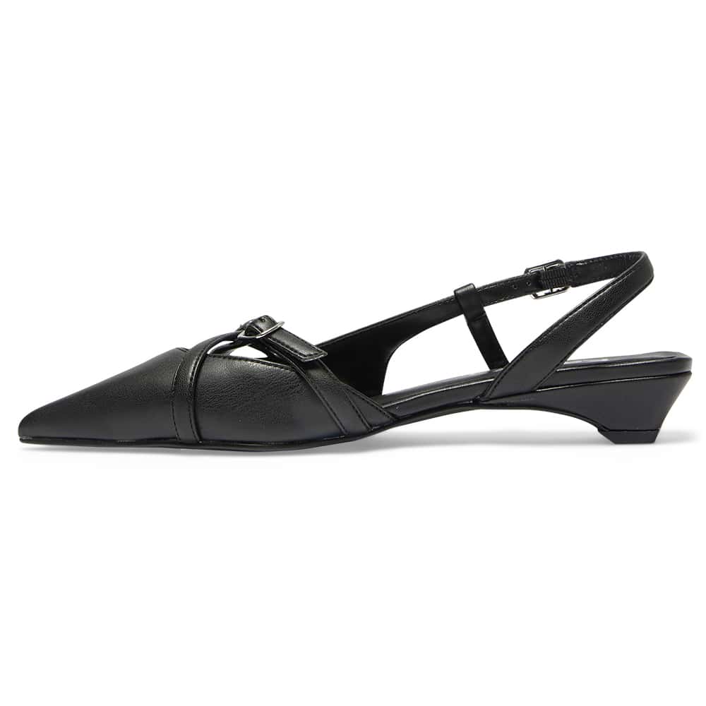 Amelia Flat in Black Smooth