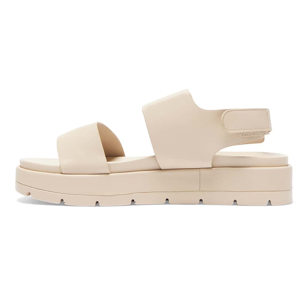 Felix Sandal in Beige Smooth