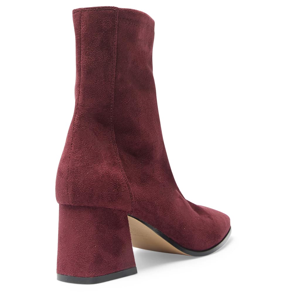 Hampton Boot in Wine Suede Stretch Suede