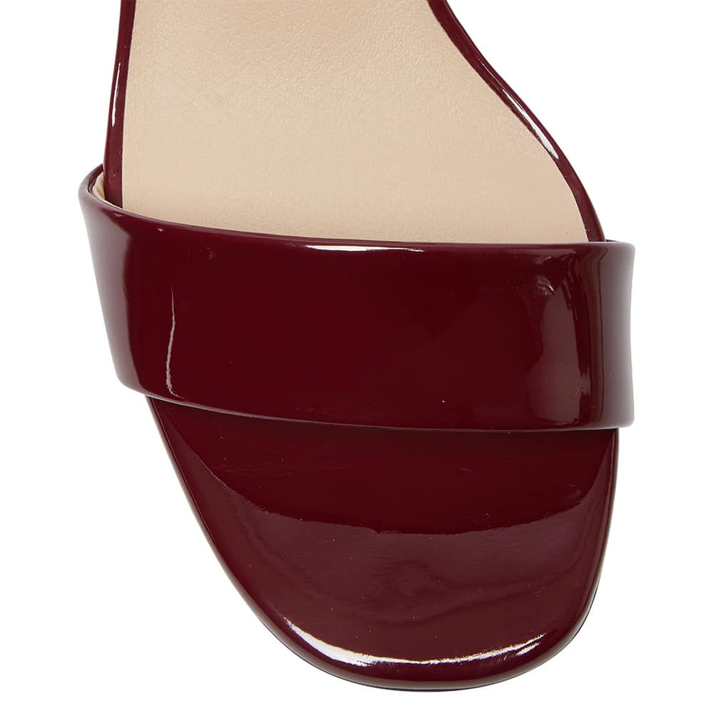 Heather Heel in Wine Patent