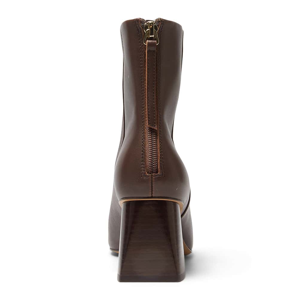 Kade Boot in Chocolate Glove Leather