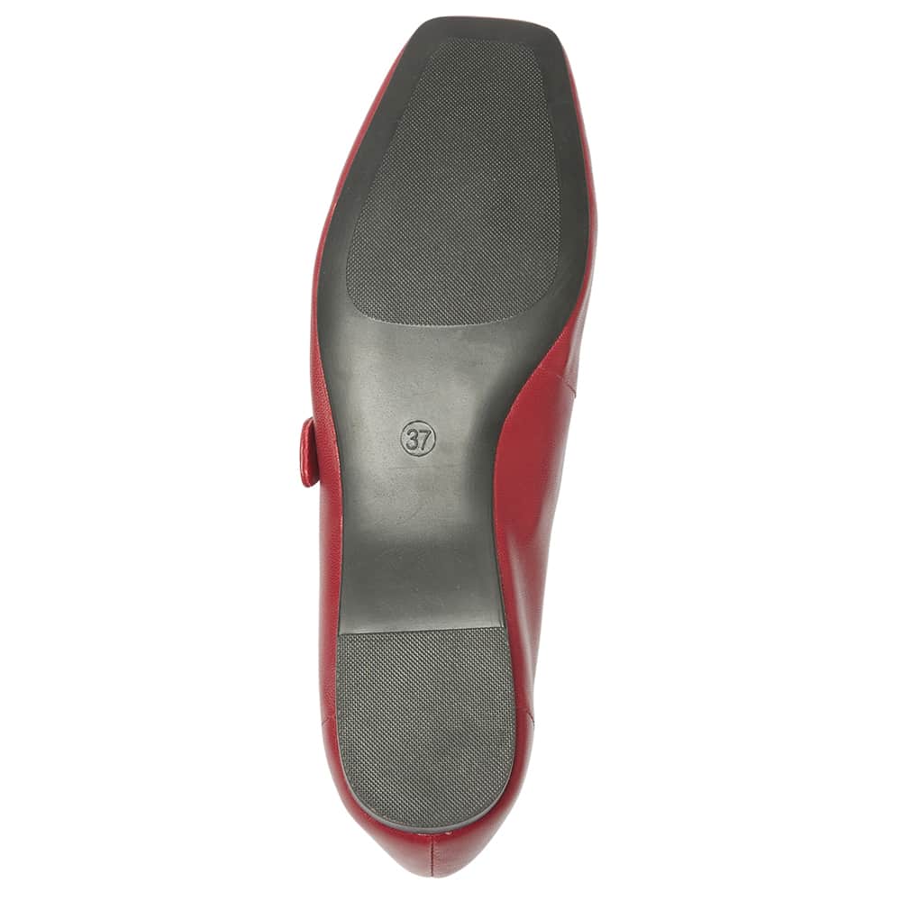 Melrose Flat in Red Leather