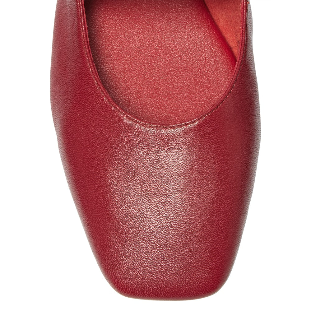 Melrose Flat in Red Leather