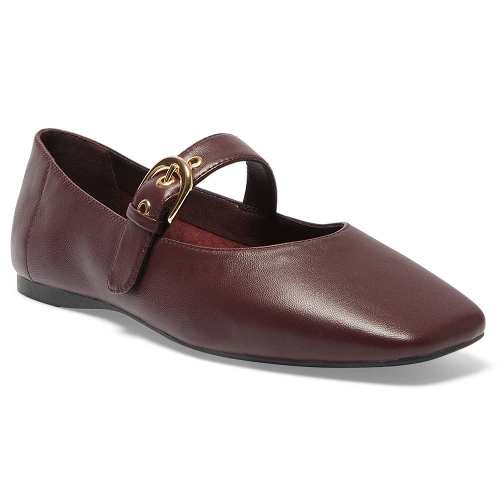 Melrose Flat in Wine Glove Leather