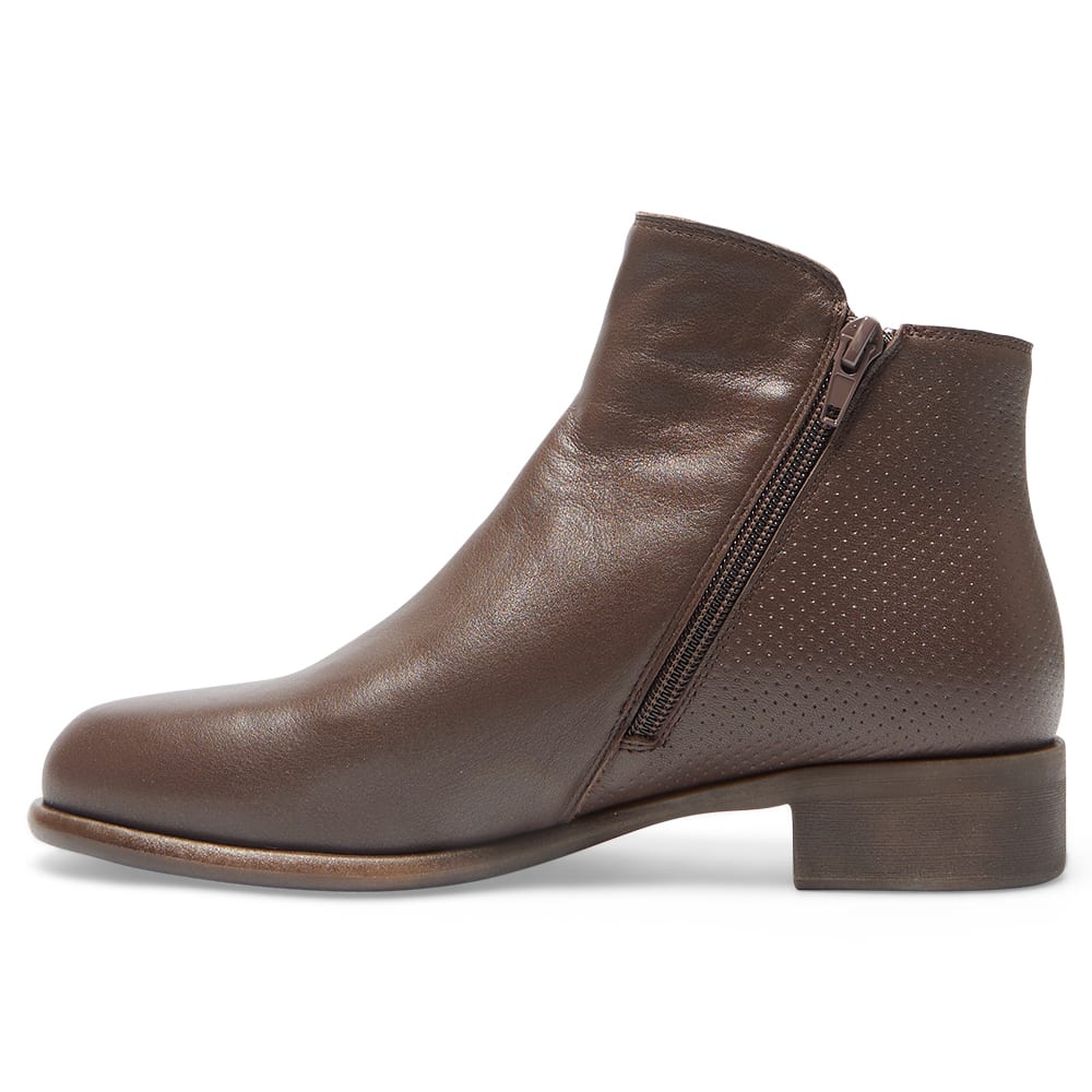 Lorenzo Boot in Brown Leather