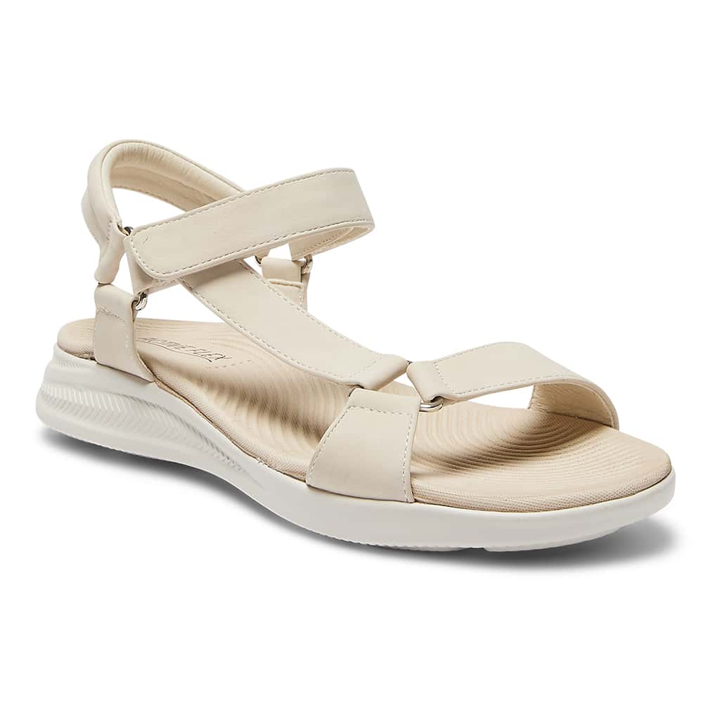 Native Sandal in Beige