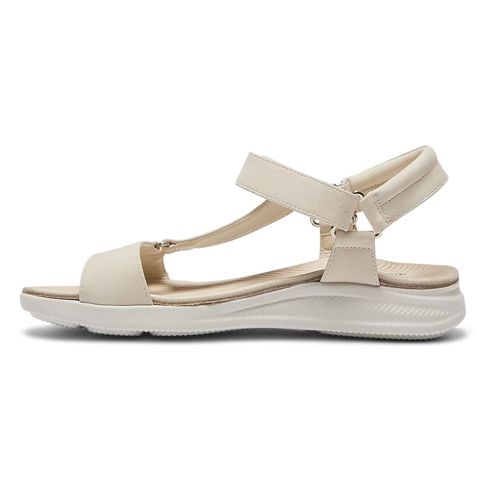 Native Sandal in Beige