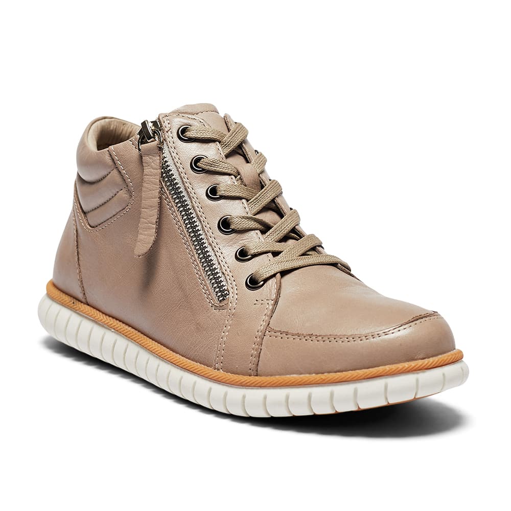 Fable Boot in Taupe Leather