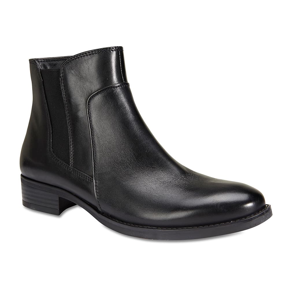 Glasgow Boot in Black Leather | Easy Steps | Shoe HQ