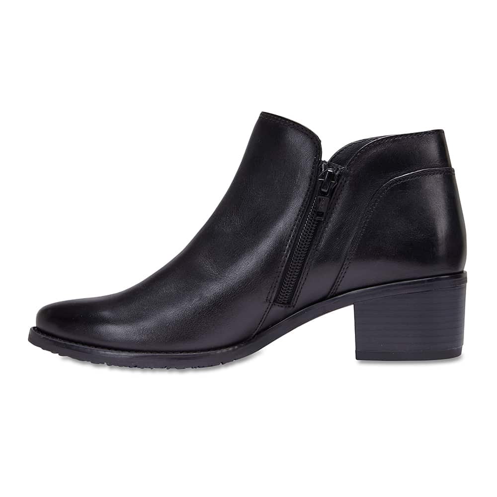 Jake Boot in Black Leather | Easy Steps | Shoe HQ