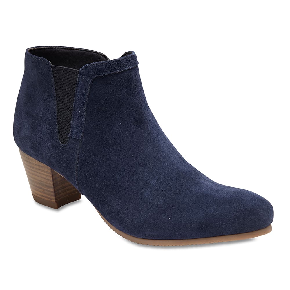 Tasman Boot in Navy Suede