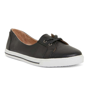 Easy Steps Vectra Sneaker in Black Leather