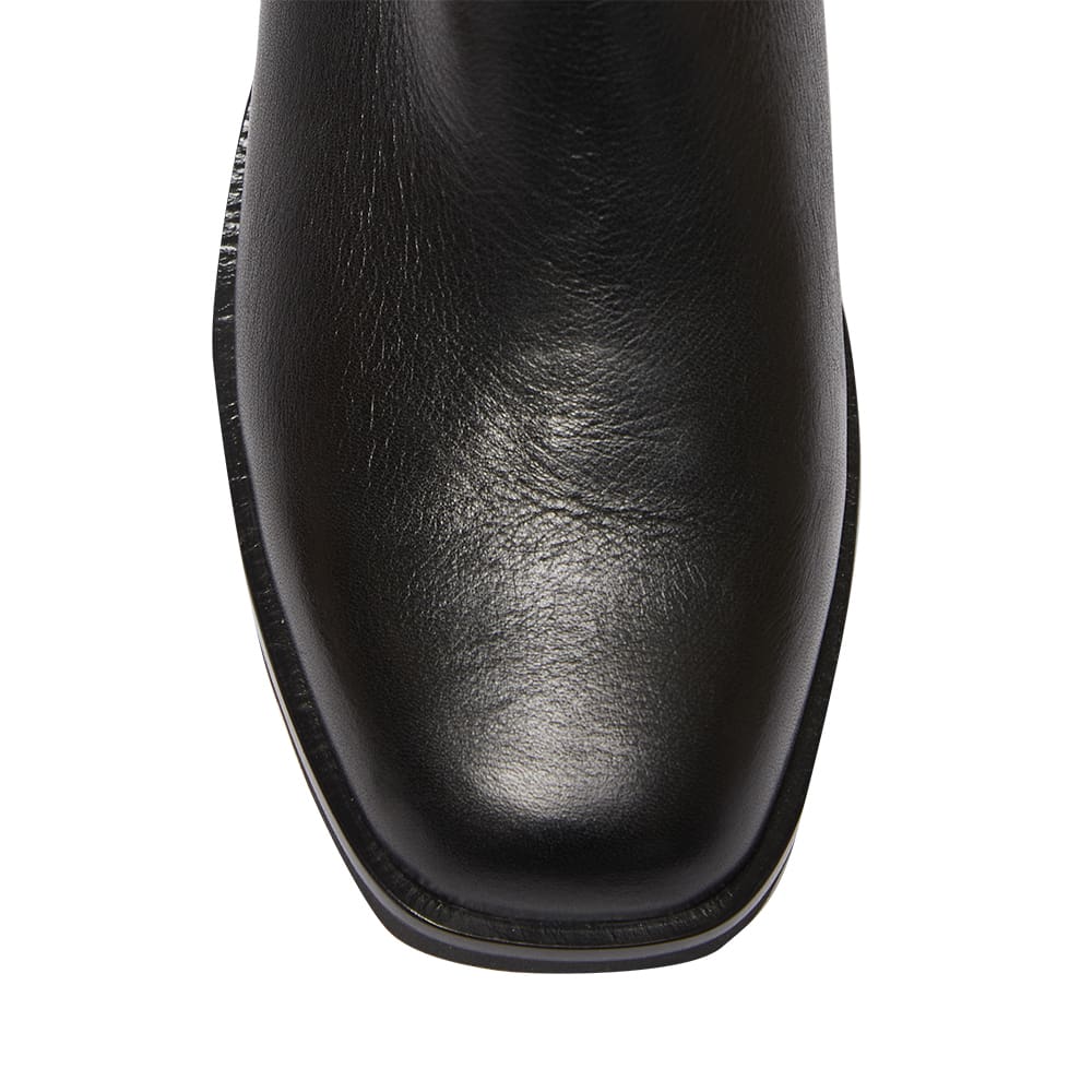 Cavalier Boot in Black Leather