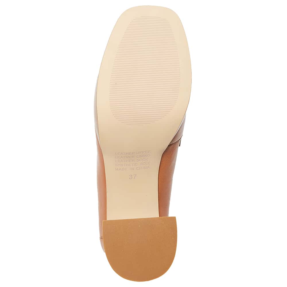 Heidi Loafer in Tan Leather