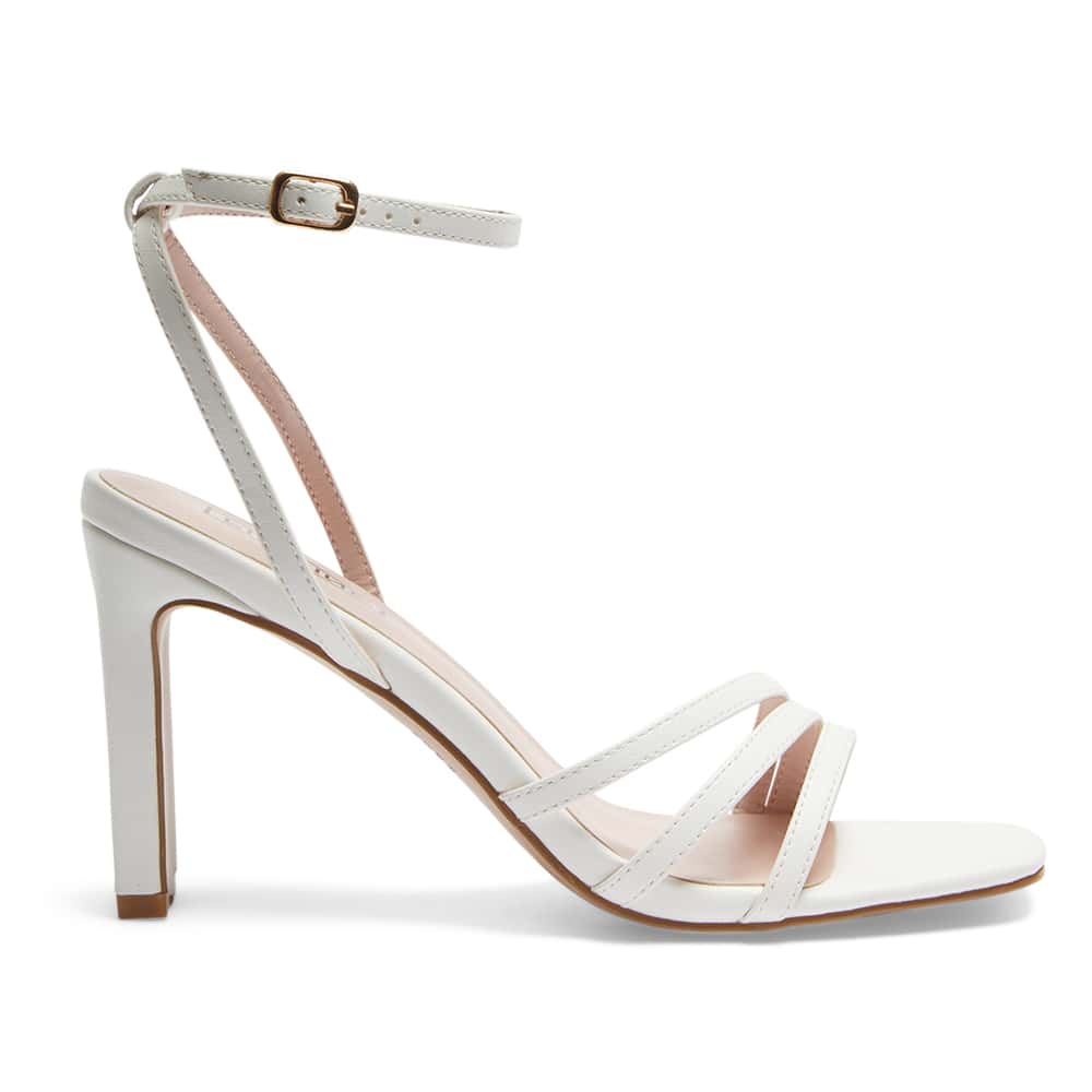 Lara Heel in White Smooth