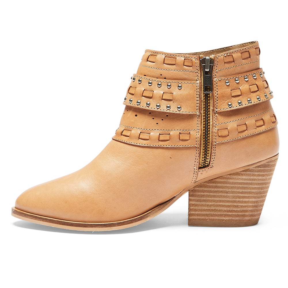 Bossy Boot in Natural Leather | Ravella | Shoe HQ