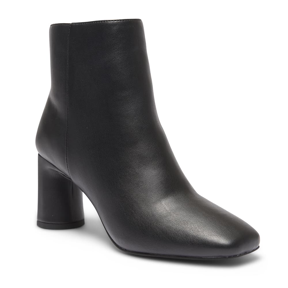 Index Boot in Black Smooth | Ravella | Shoe HQ