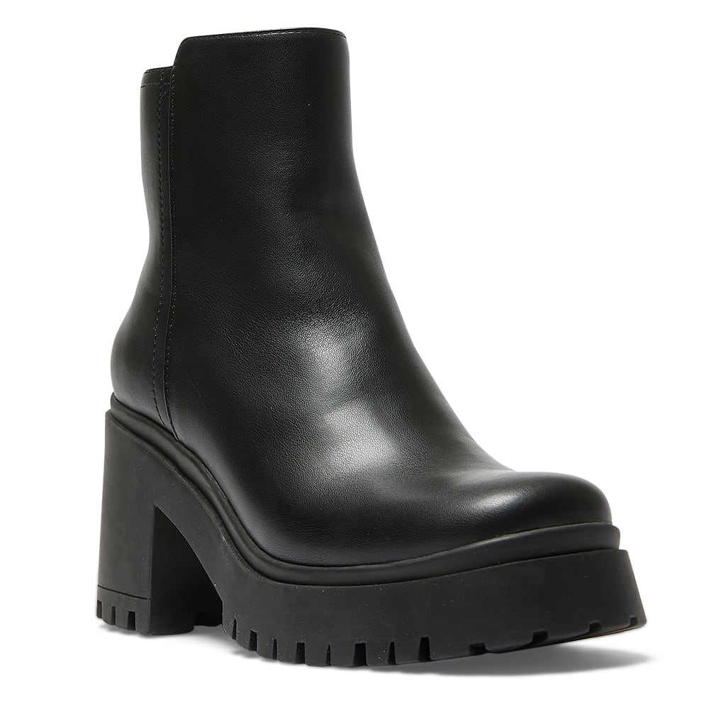 Parker Boot in Black Smooth