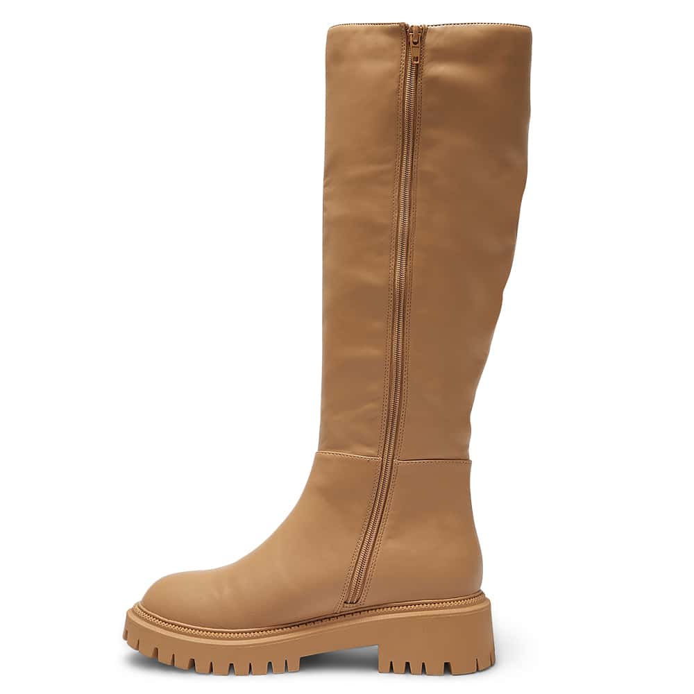 Ryan Boot in Camel Smooth