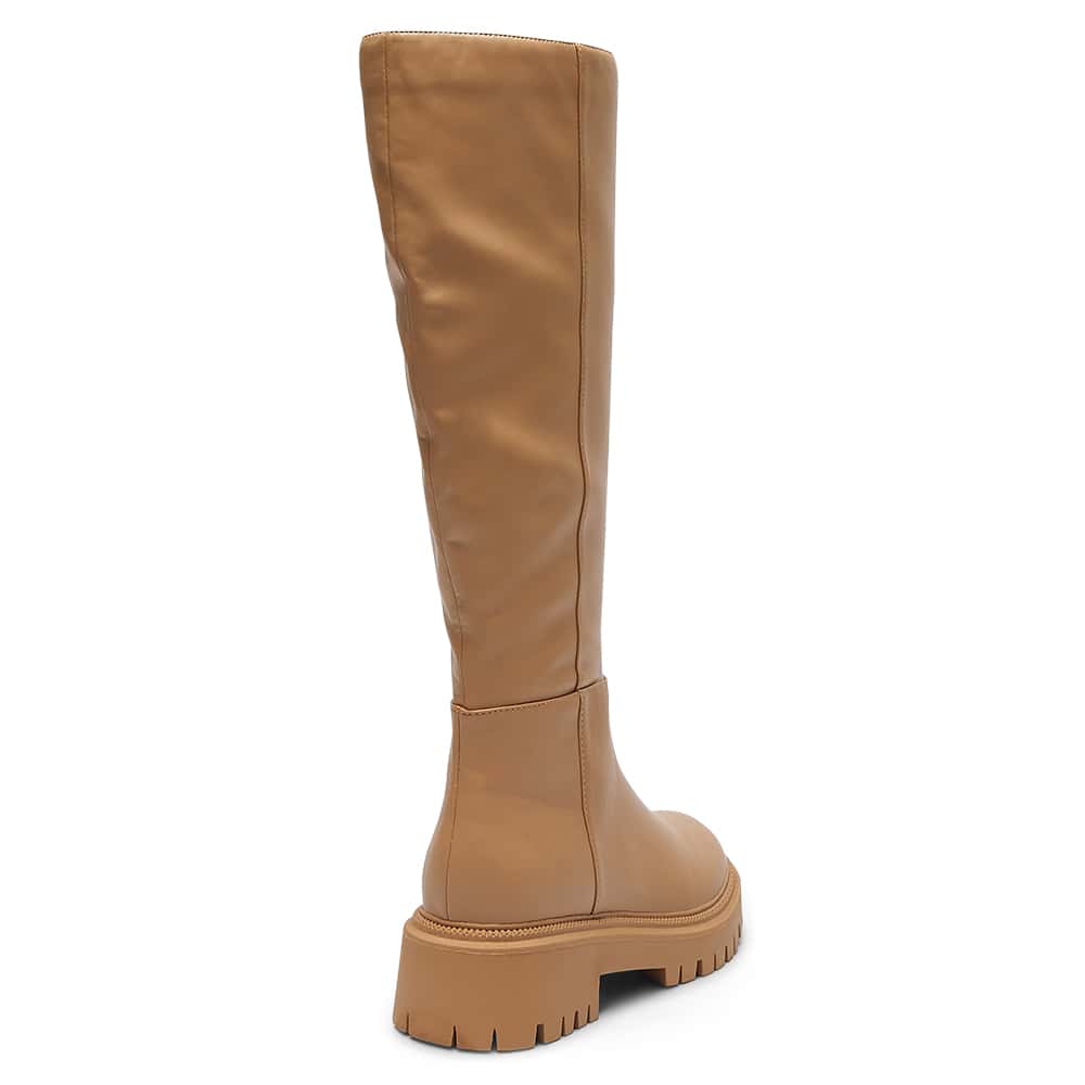 Ryan Boot in Camel Smooth