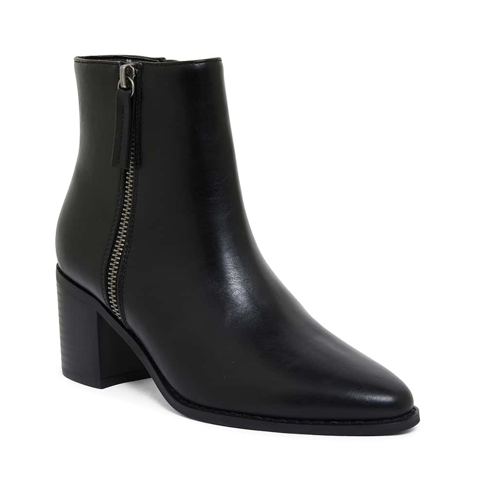 Savanna Boot in Black Smooth | Ravella | Shoe HQ