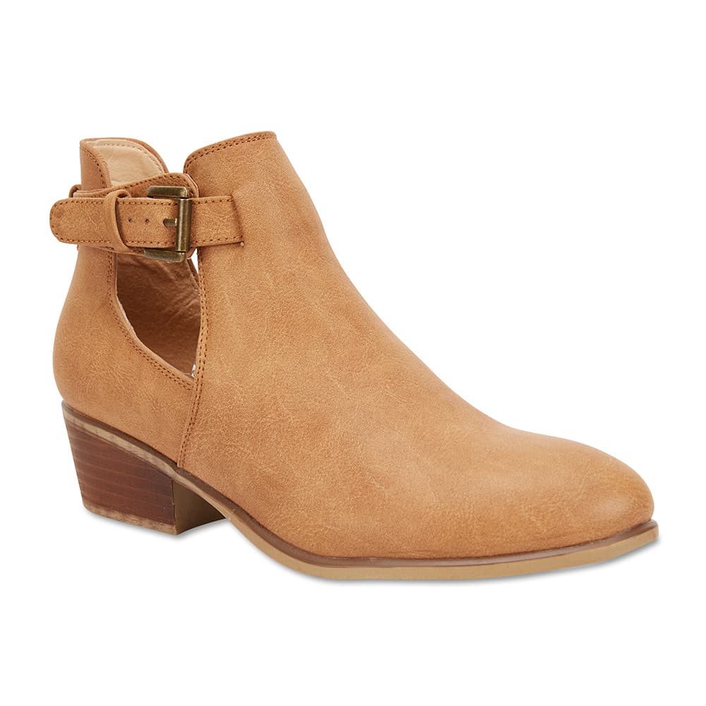 Stable Boot in Tan Smooth