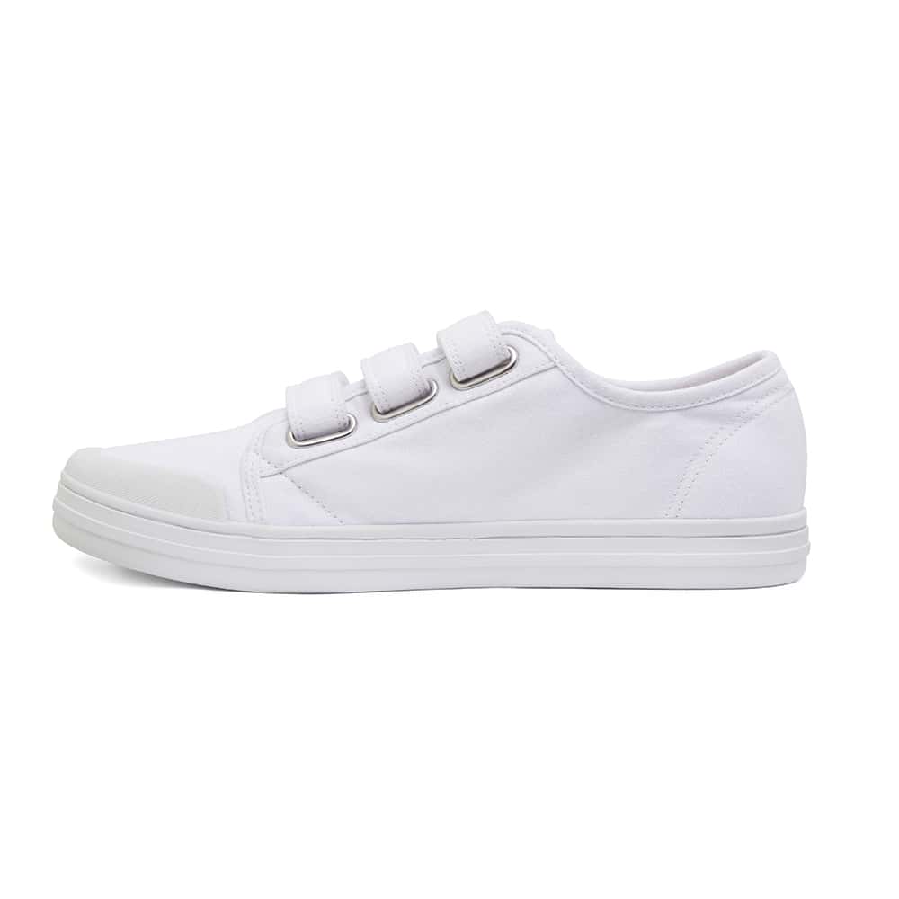 Vessie Sneaker in White Canvas | Ravella | Shoe HQ