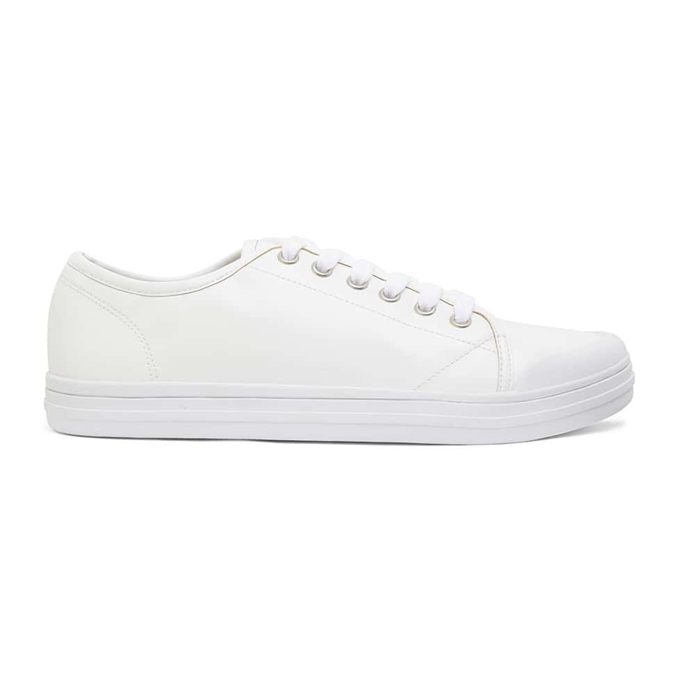 Veto Sneaker in White Smooth