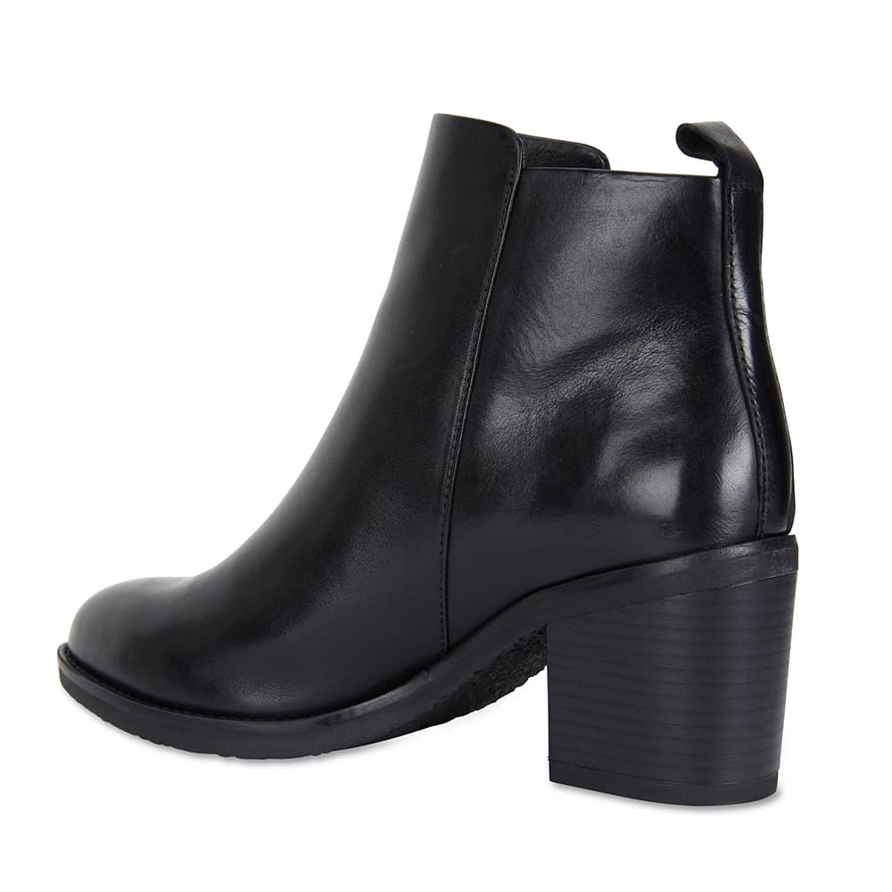 Faye Boot in Black Leather