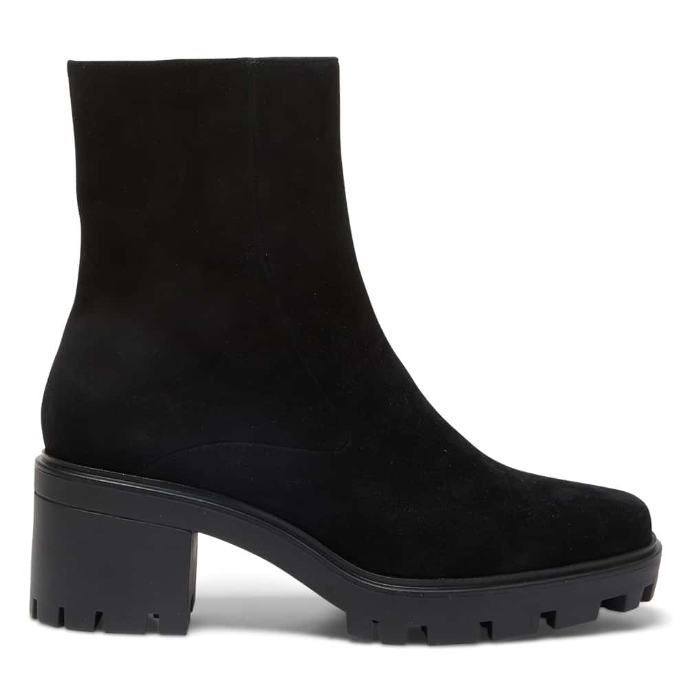 Black suede clearance chunky boots