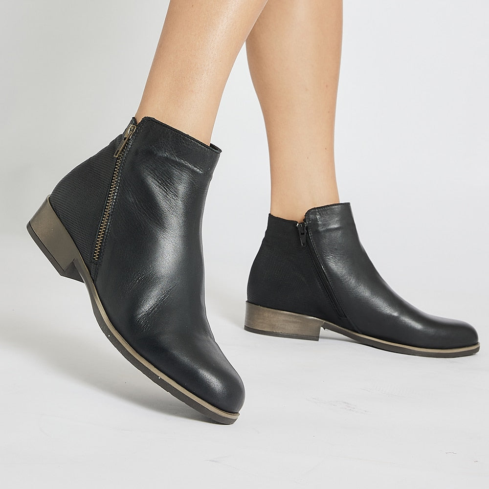 Lido Boot in Black Leather