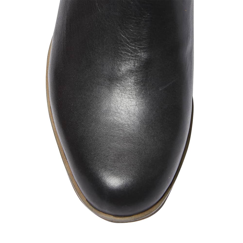 Lido Boot in Black Leather